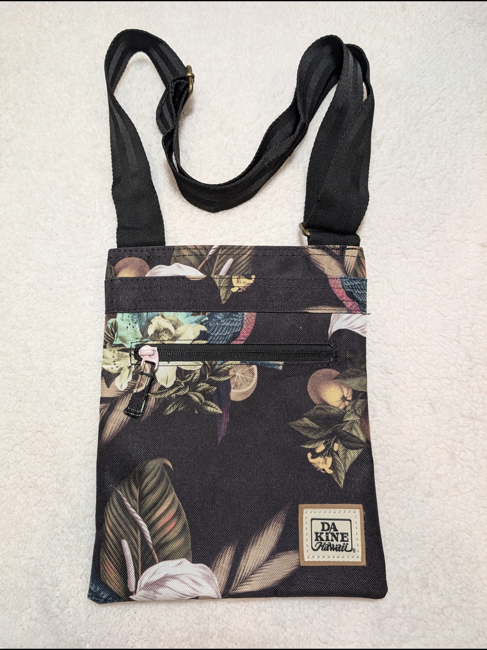 Dakine Jive Hawaii Black Floral Crossbody Sling Bag Tropical Foliage Florals